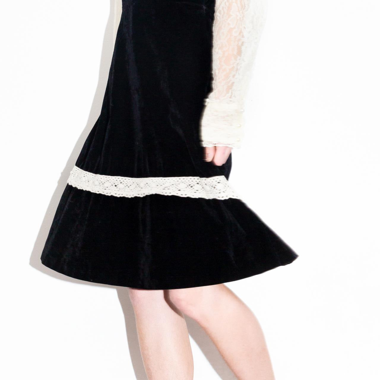 Vintage 70s Black Velvet Pinafore